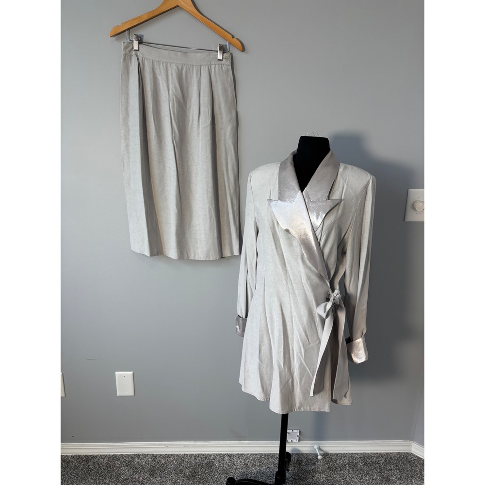 Vintage Wrap blazer jacket skirt suit Silver Satin Trim Tie Waist elegant
